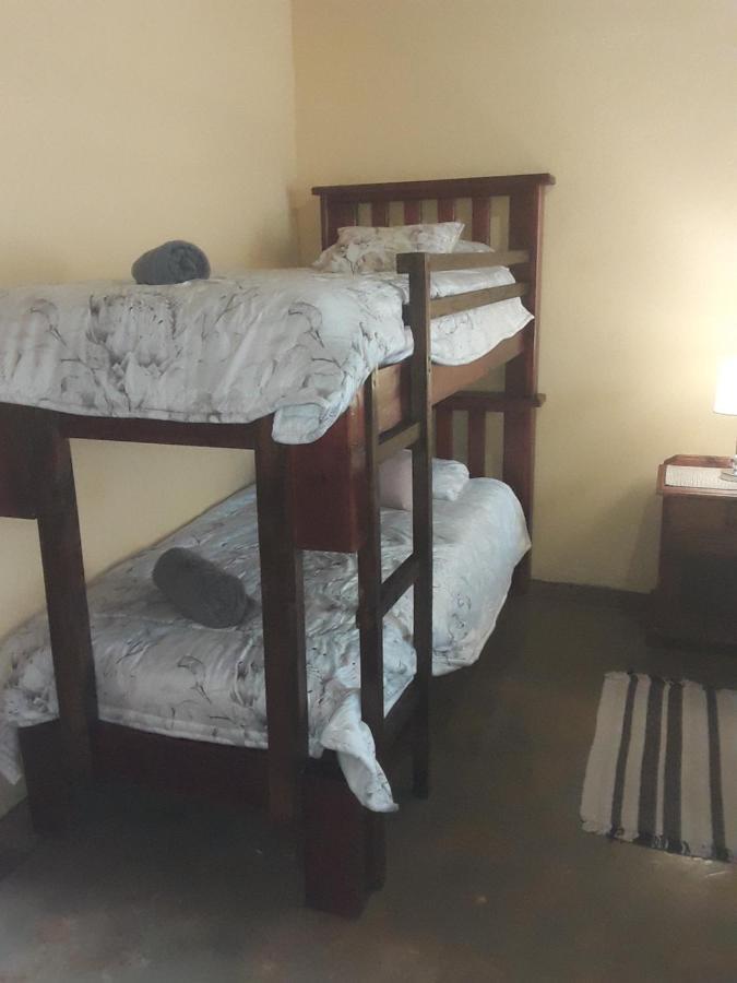 Fatties And Monies Apartment *
